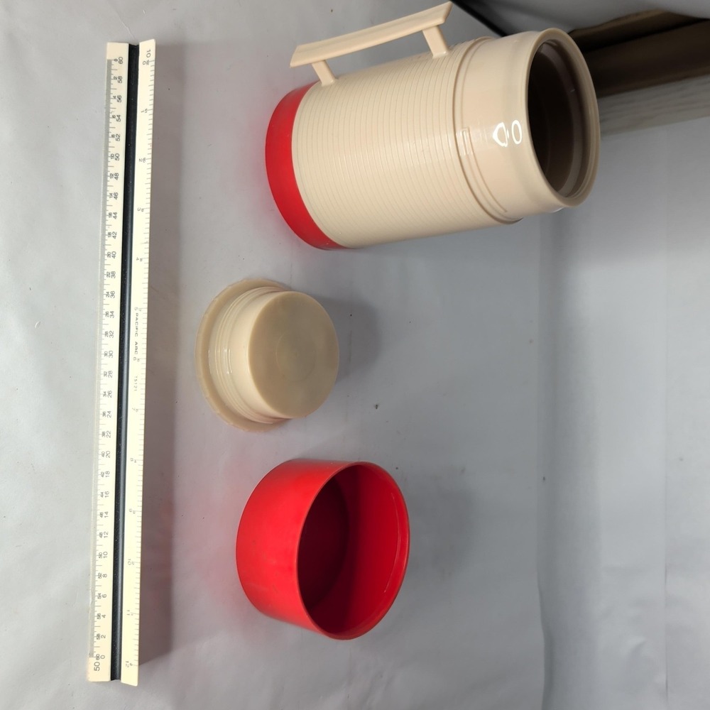 Vintage Aladdin Plastic Vacuum Flask Red Beige Handle Lid Insulated Travel Jug